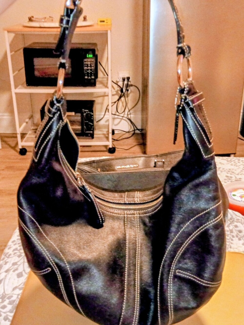 Genuine Vintage Leather Black COACH shoulder Purse